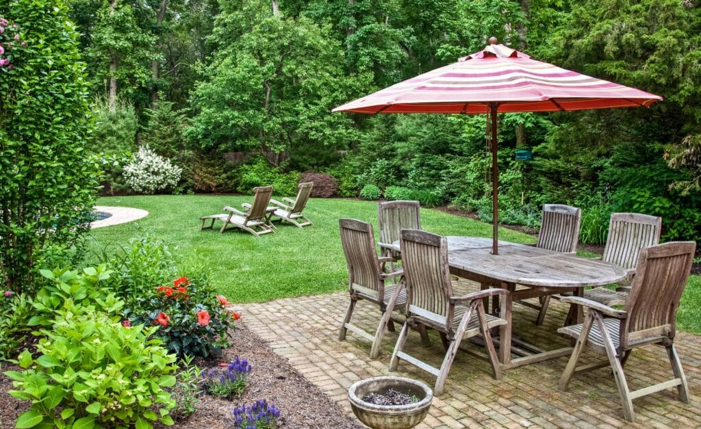 Maximizing Small Spaces: Landscaping Tips for Massachusetts Urban Dwellers